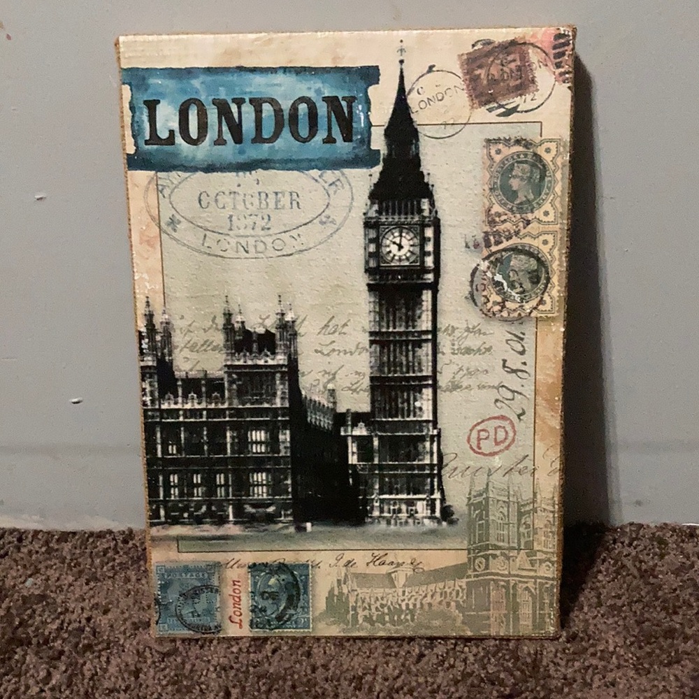 London inspired wall decor